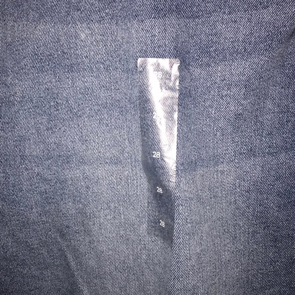 Jean Capris - Picture 3 of 3